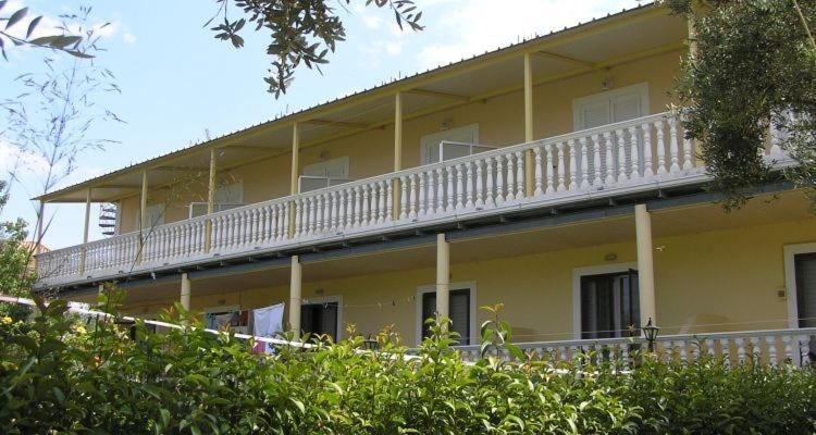 Plános Casa Dyonisia Tsilivi 아파트 호텔 외부 사진