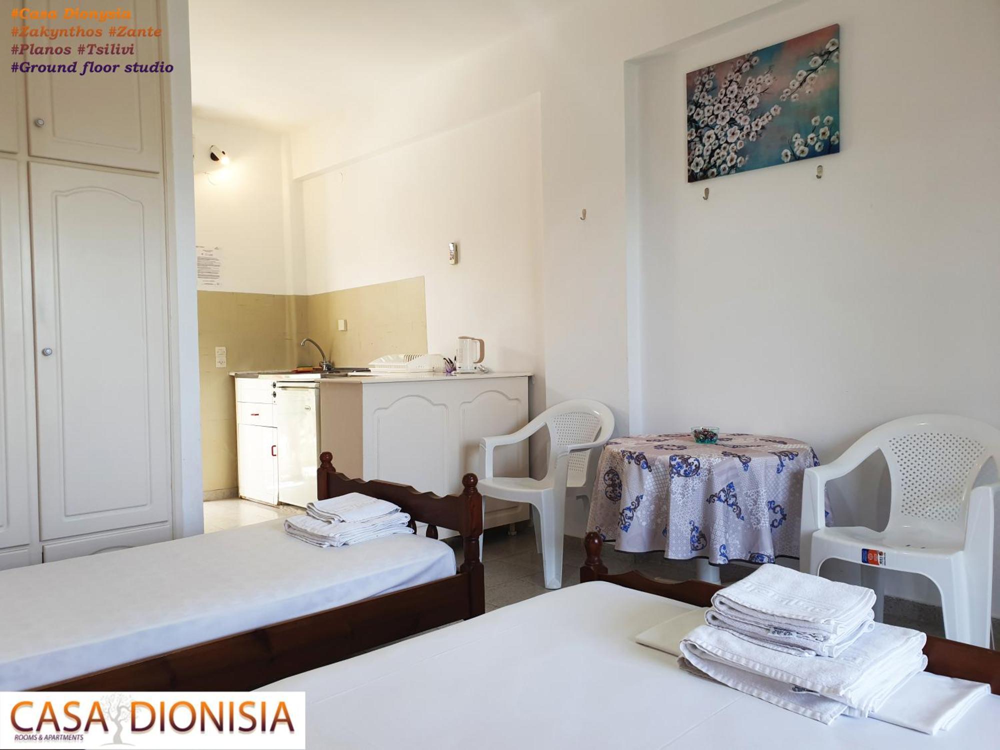 Plános Casa Dyonisia Tsilivi 아파트 호텔 외부 사진